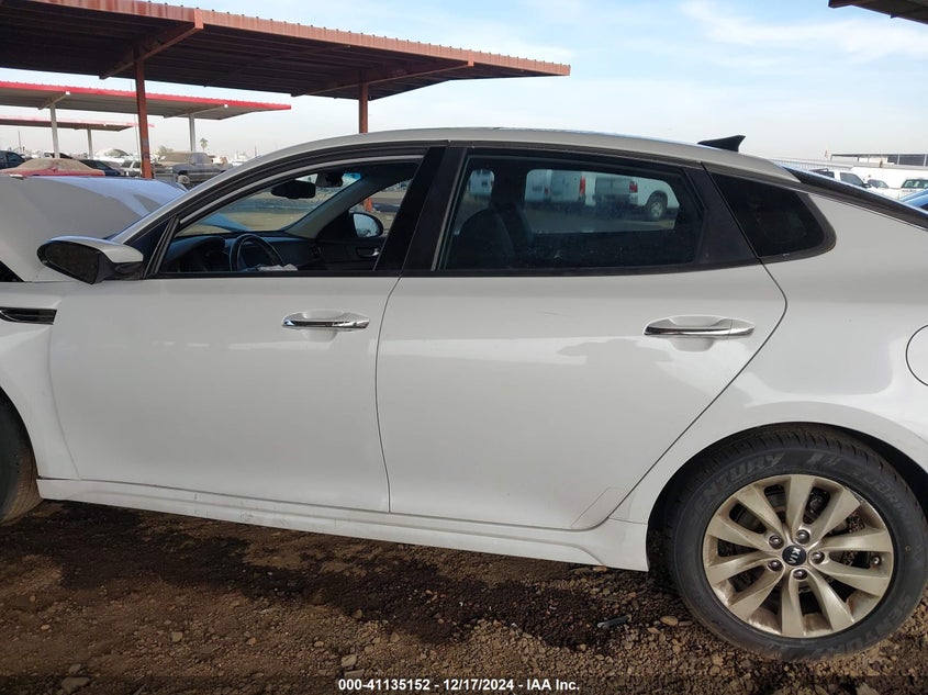 2016 KIA OPTIMA VIN: 5XXGU4L33GG004424
