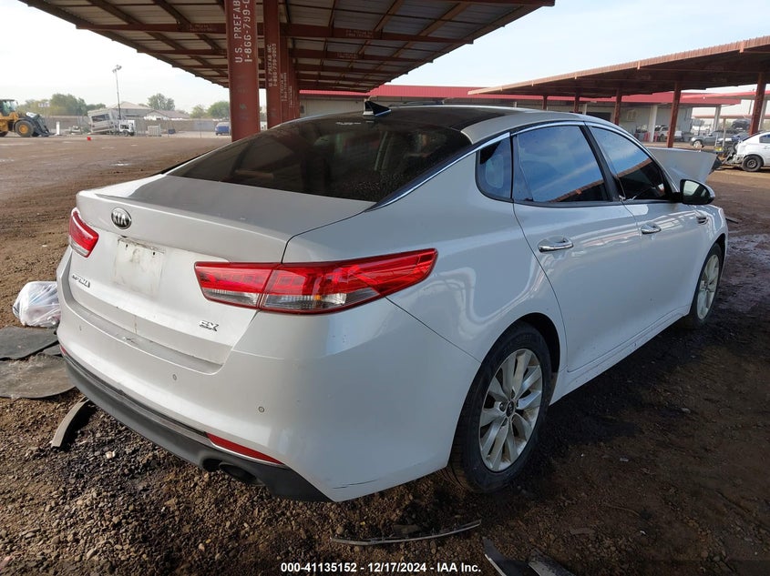 2016 KIA OPTIMA VIN: 5XXGU4L33GG004424