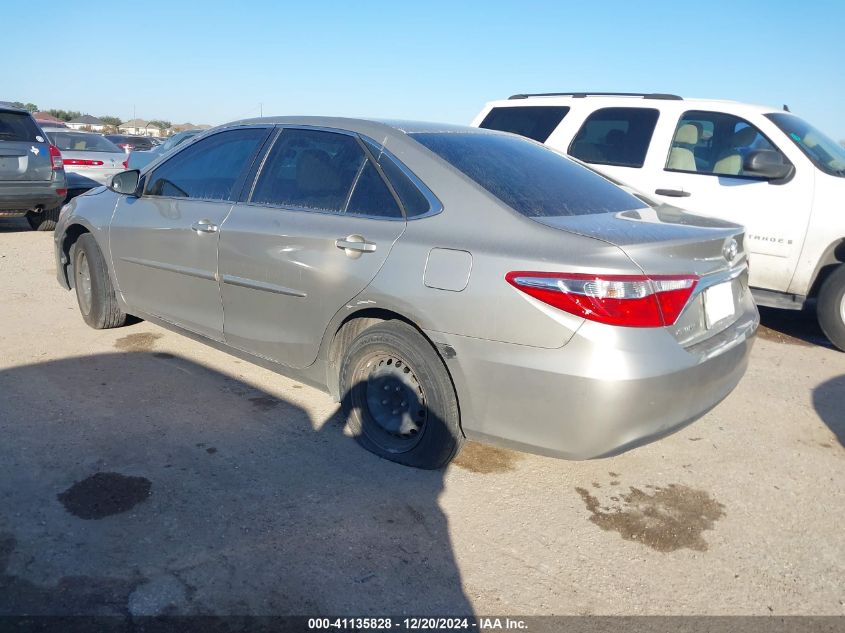 VIN 4T1BF1FK7FU076415 2015 Toyota Camry, LE no.3