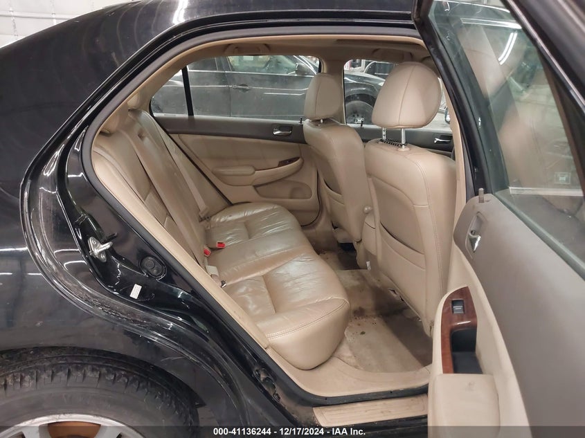 2007 HONDA ACCORD VIN: 1HGCM56887A041025