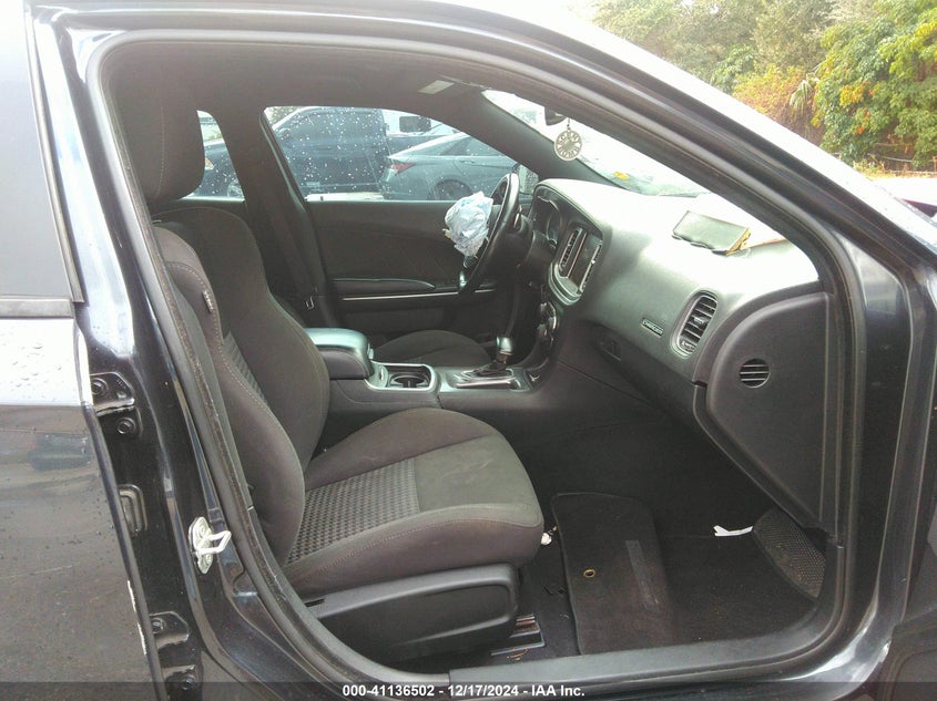 VIN 2C3CDXHG5KH685112 2019 DODGE CHARGER GT RWD