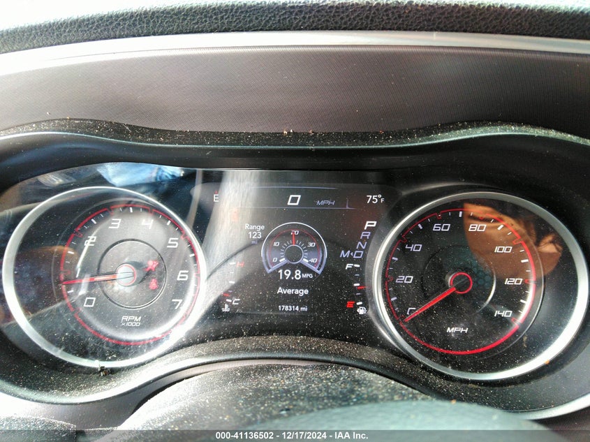 VIN 2C3CDXHG5KH685112 2019 DODGE CHARGER GT RWD