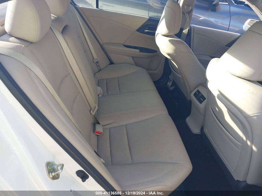 2014 HONDA ACCORD VIN: 1HGCR3F86EA013517