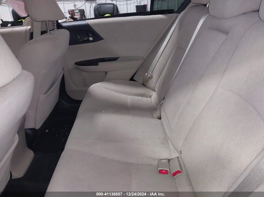 2013 HONDA ACCORD VIN: 1HGCR2F33DA184271