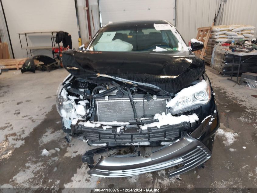 VIN 4T1BF1FK3GU228305 2016 Toyota Camry, SE no.12