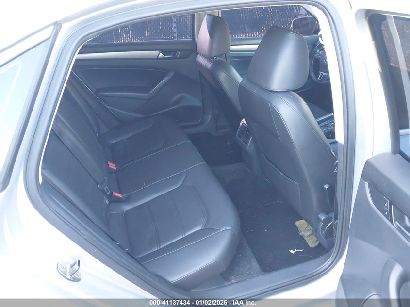 2014 VOLKSWAGEN PASSAT VIN: 1VWBT7A38EC038418