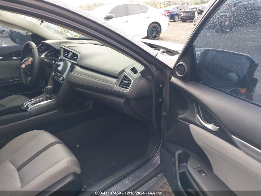 2018 HONDA CIVIC VIN: 2HGFC2F7XJH595682