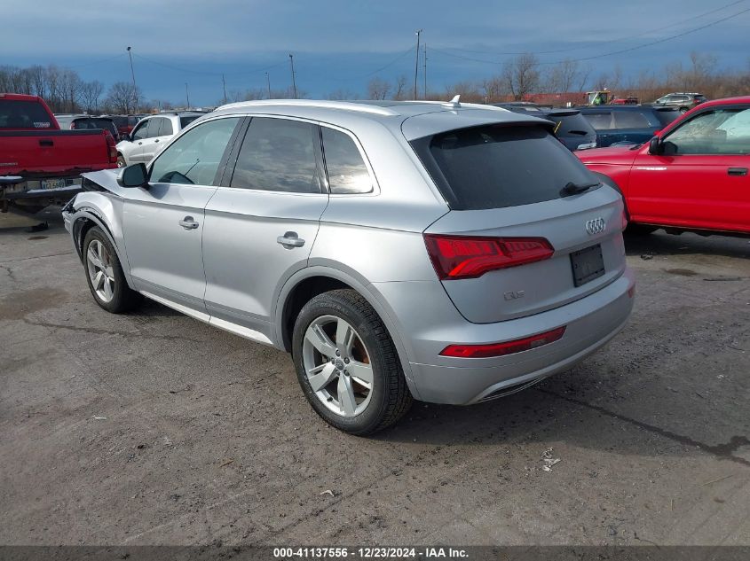 VIN WA1ANAFY0K2132895 2019 Audi Q5, 45 Premium no.3