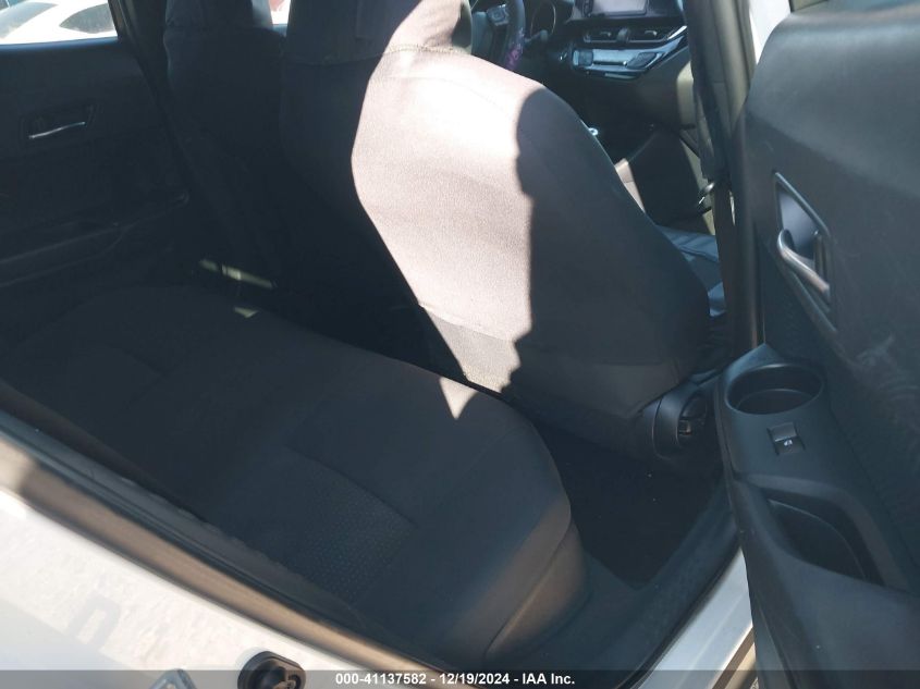 VIN NMTKHMBX0JR040658 2018 TOYOTA C-HR XLE PREMIUM