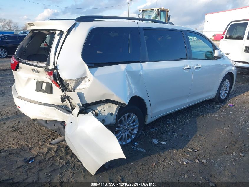 VIN 5TDYZ3DC3HS772192 2017 TOYOTA SIENNA no.4