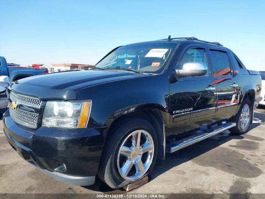 VIN 3GNTKGE75DG379656 2013 CHEVROLET AVALANCHE no.2