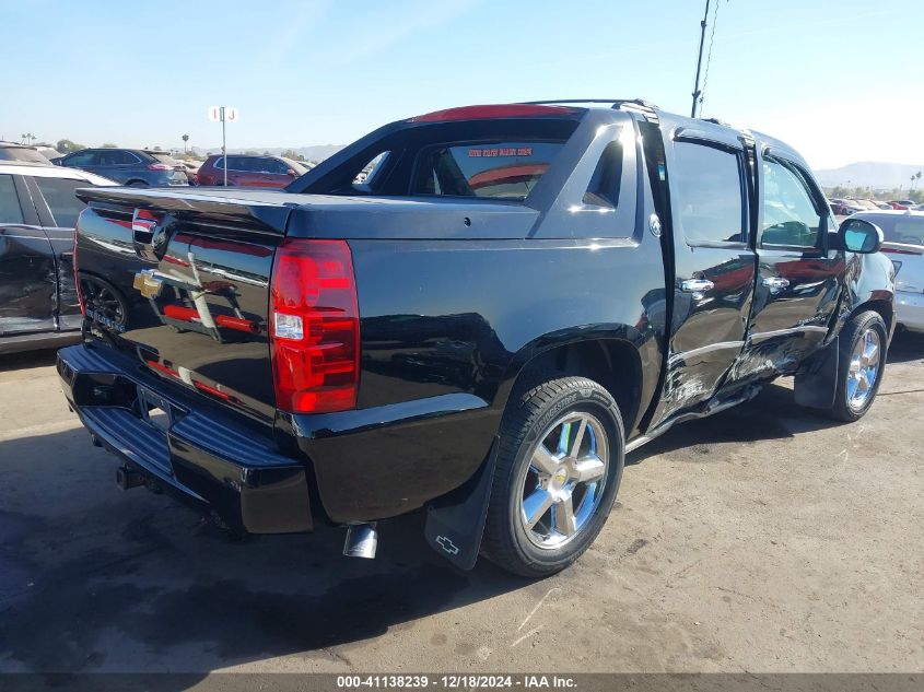 VIN 3GNTKGE75DG379656 2013 CHEVROLET AVALANCHE no.4