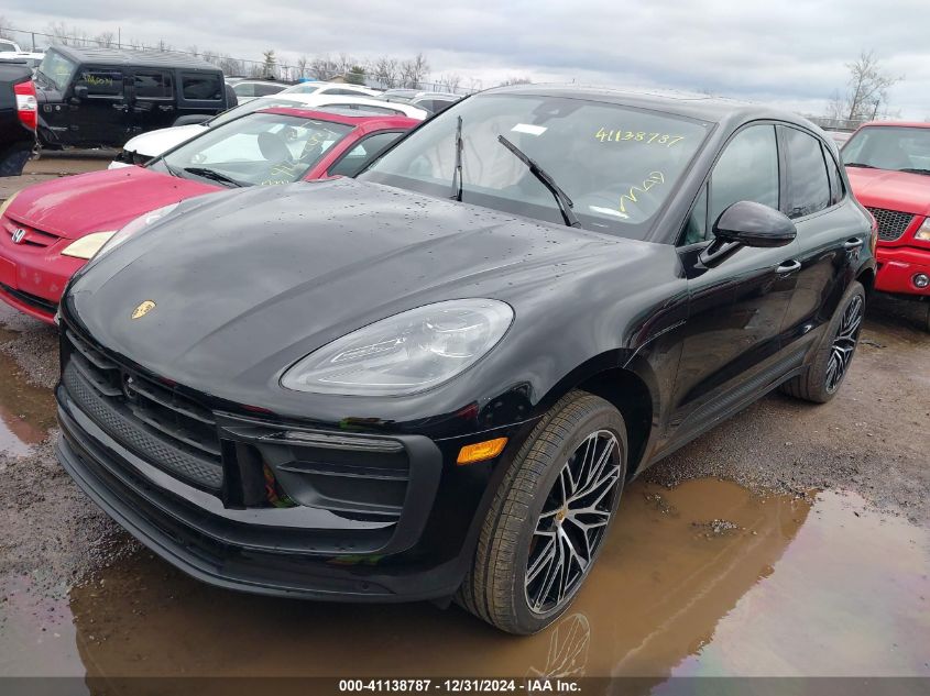 VIN WP1AA2A5XRLB20065 2024 Porsche Macan, T no.2