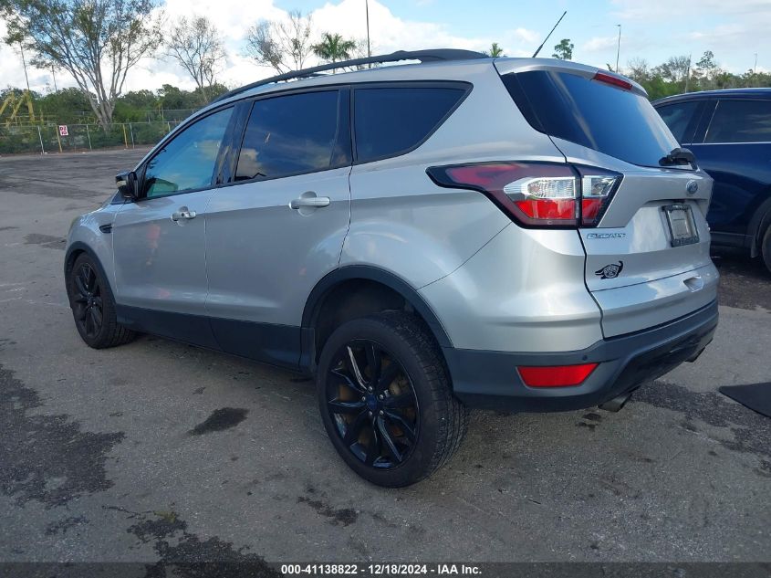 VIN 1FMCU0JD6HUC19077 2017 FORD ESCAPE no.3