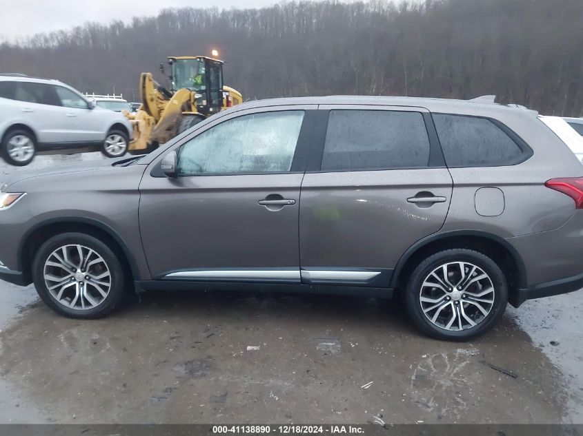 2018 Mitsubishi Outlander Es/Le/Se/Sel VIN: JA4AZ3A33JZ070992 Lot: 41138890