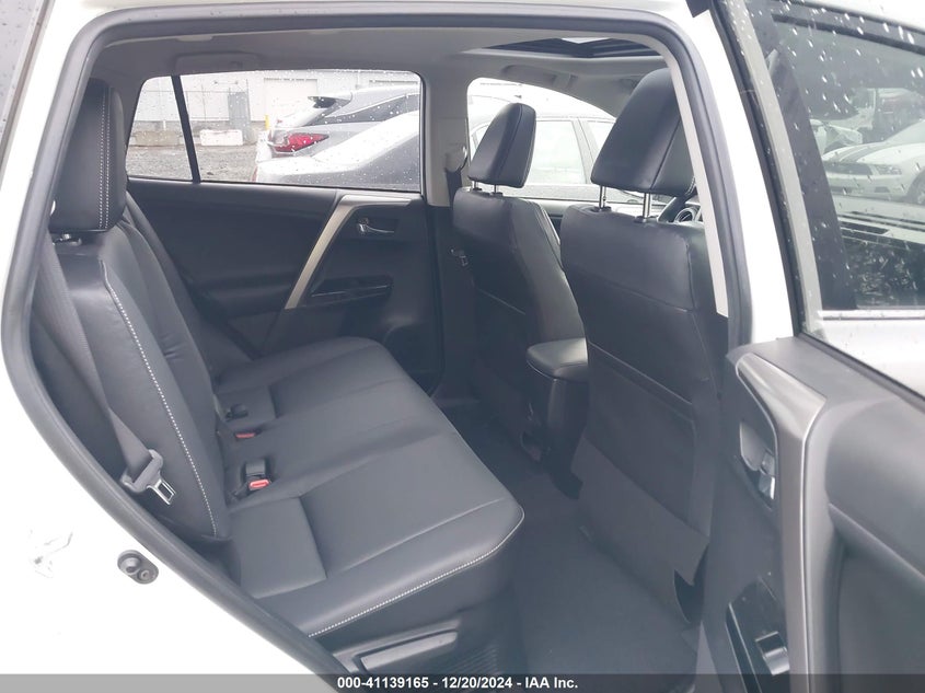 2016 TOYOTA RAV4 HYBRID LIMITED - JTMDJREV9GD008432