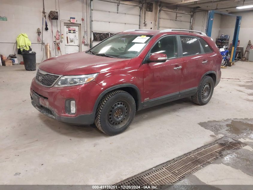 VIN 5XYKTDA67FG558960 2015 KIA Sorento, LX no.2