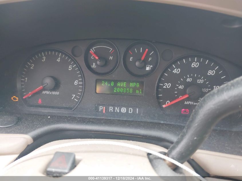 2006 FORD TAURUS VIN: 1FAFP53U56A114747
