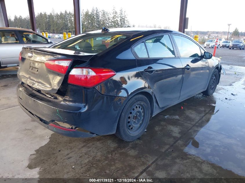 VIN KNAFK4A67F5424881 2015 KIA FORTE no.4