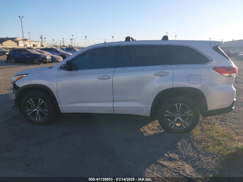 VIN 5TDZZRFH3JS283894 2018 Toyota Highlander, LE no.14