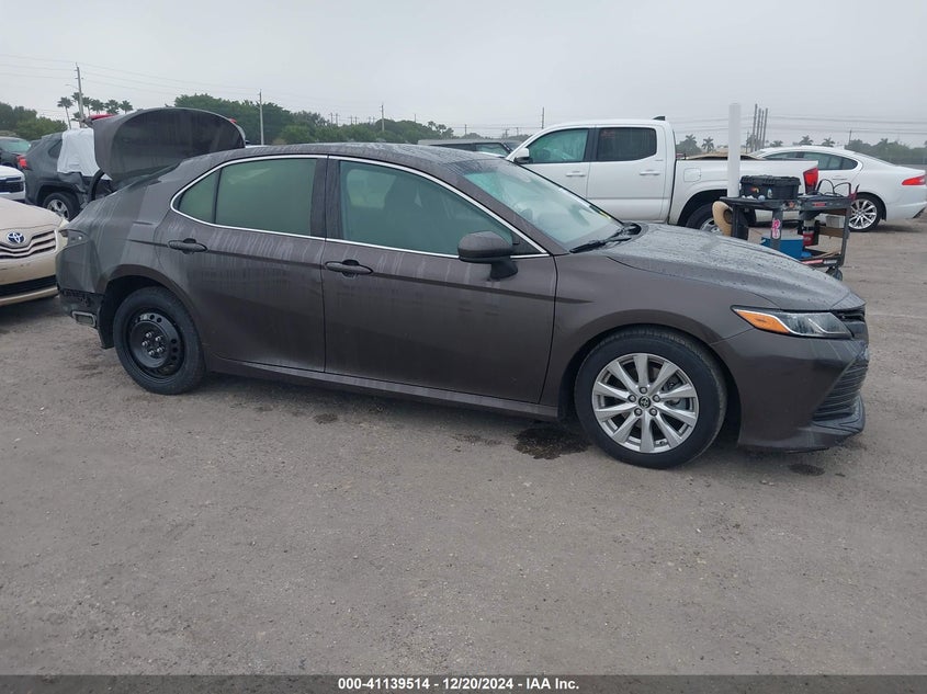 2018 TOYOTA CAMRY VIN: JTNB11HK5J3004140