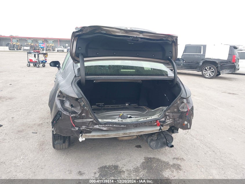 2018 TOYOTA CAMRY VIN: JTNB11HK5J3004140