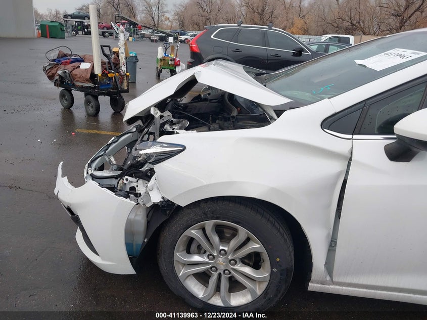 2019 CHEVROLET CRUZE VIN: 1G1BE5SM7K7147541