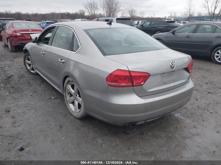 2014 VOLKSWAGEN PASSAT VIN: 1VWBT7A39EC049704