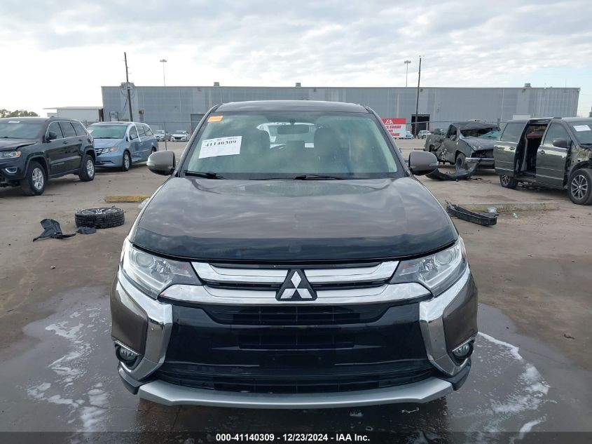 2017 Mitsubishi Outlander Se/Sel VIN: JA4AD3A35HZ055807 Lot: 41140309