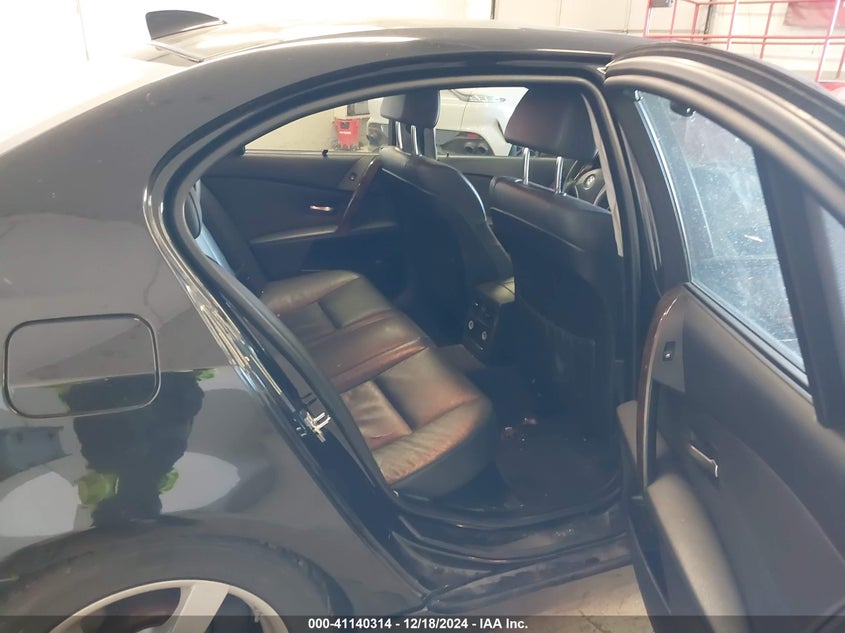 2006 BMW 550I VIN: WBANB53506CP00030