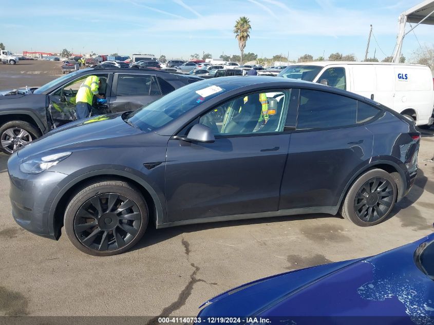 2022 Tesla Model Y Long Range Dual Motor All-Wheel Drive VIN: 7SAYGDEE5NF343506 Lot: 41140733