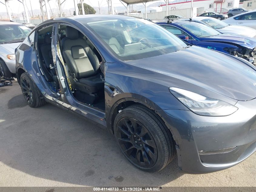 2022 Tesla Model Y Long Range Dual Motor All-Wheel Drive VIN: 7SAYGDEE5NF343506 Lot: 41140733