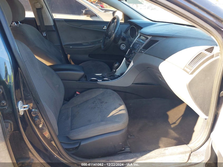 2012 HYUNDAI SONATA VIN: 5NPEB4AC5CH394280