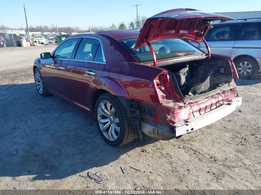 VIN 2C3CCAEG8JH301617 2018 Chrysler 300, Limited no.3