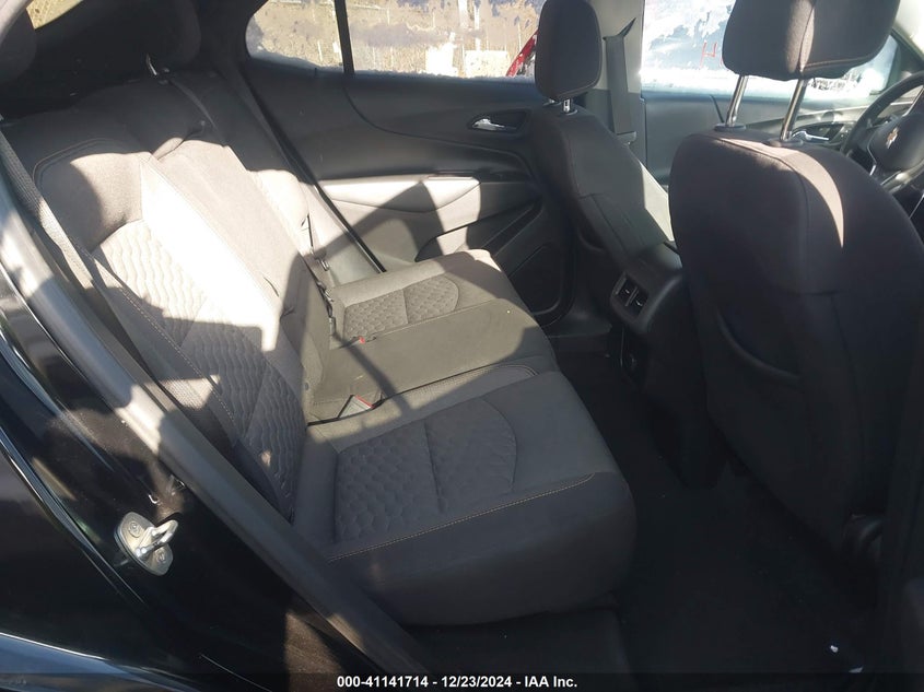 2018 CHEVROLET EQUINOX VIN: 2GNAXSEV5J6301136