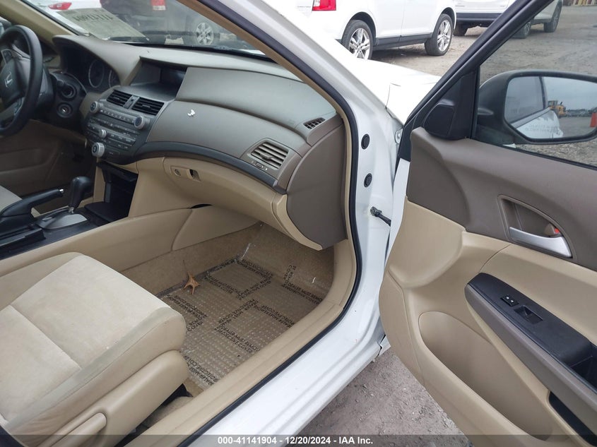 2008 HONDA ACCORD VIN: 1HGCP26378A016144