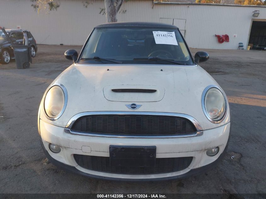 2010 Mini Cooper S VIN: WMWMF7C57ATW89340 Lot: 41142356