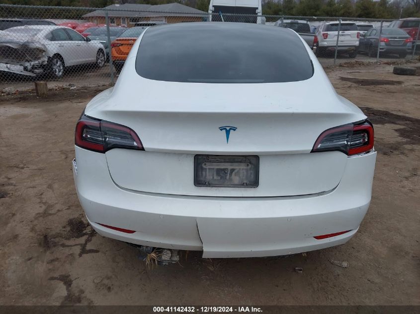 2022 Tesla Model 3 Rear-Wheel Drive VIN: 5YJ3E1EA8NF101561 Lot: 41142432