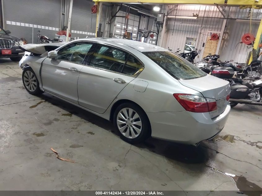 VIN 1HGCR3F94FA024736 2015 Honda Accord, Touring no.3