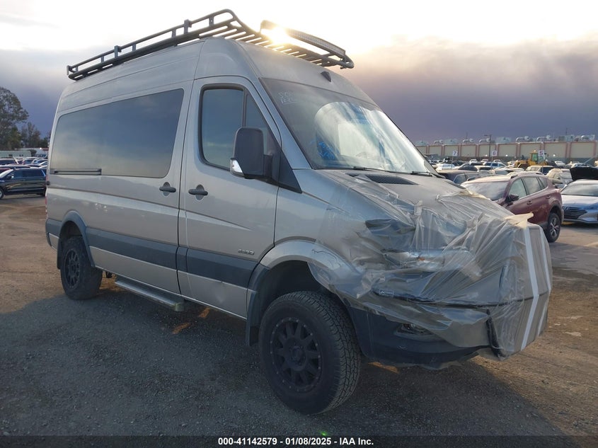 Vin: wdzfe7cd3gp303617, lot: 41632804, mercedes-benz sprinter 2500 normal roof 2016 img_1