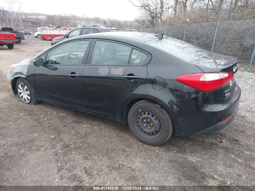 VIN KNAFK4A64E5197258 2014 KIA Forte, LX no.3