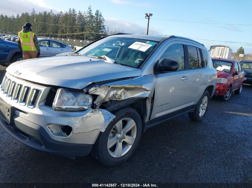 VIN 1C4NJCBB3DD102765 2013 Jeep Compass, Sport no.2