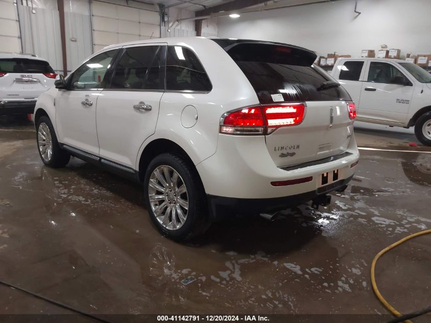 VIN 2LMDJ6JK8DBL01802 2013 Lincoln MKX no.3