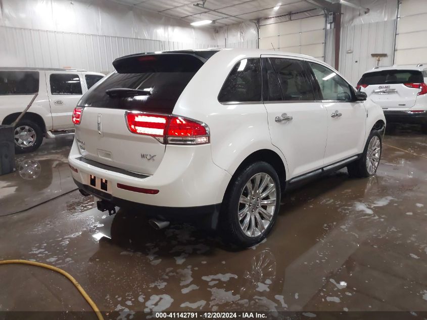 VIN 2LMDJ6JK8DBL01802 2013 Lincoln MKX no.4