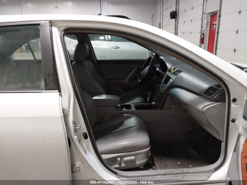 2008 TOYOTA CAMRY VIN: 4T1BK46K98U572946