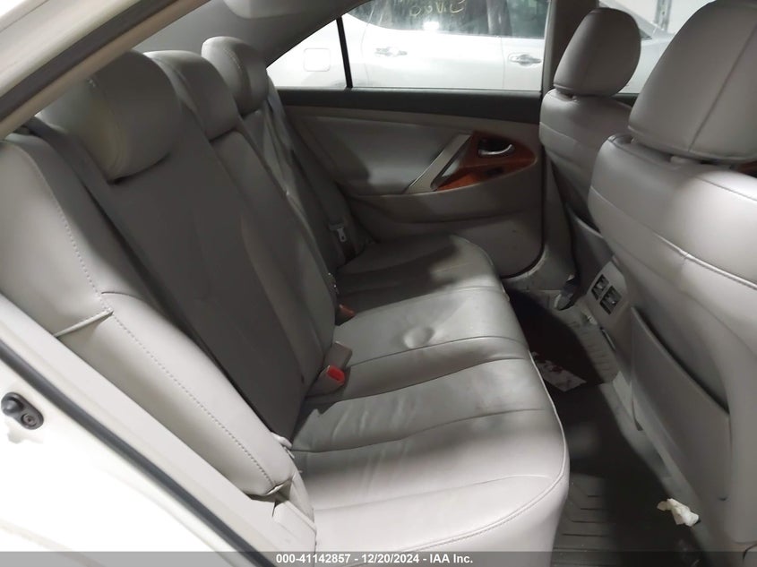 2008 TOYOTA CAMRY VIN: 4T1BK46K98U572946
