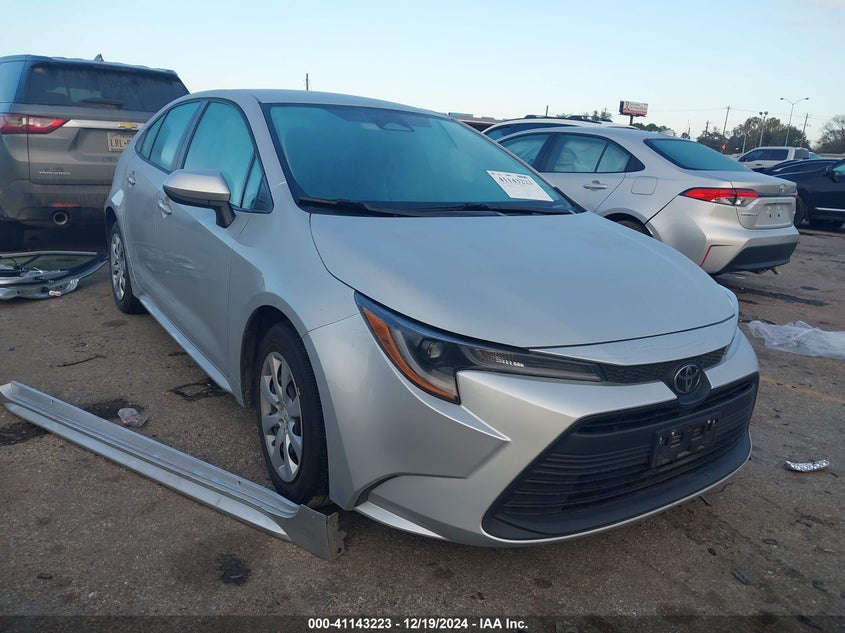 TOYOTA COROLLA - zdjęcie 1
