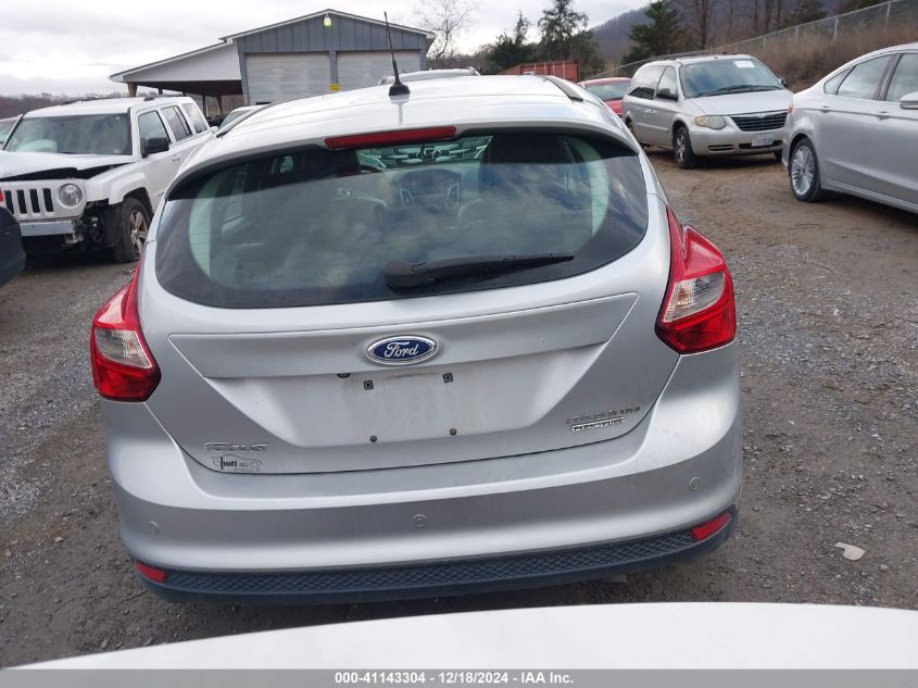 VIN 1FADP3N23EL179817 2014 Ford Focus, Titanium no.17