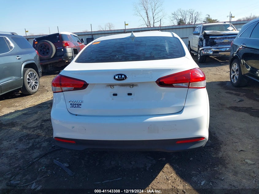 2017 KIA FORTE LX - 3KPFK4A75HE034266