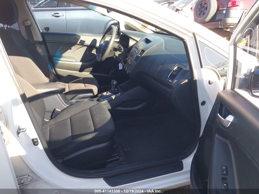 2017 KIA FORTE LX - 3KPFK4A75HE034266